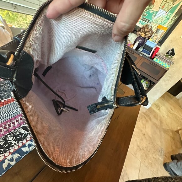 Dooney & Bourke Black Pebbled Leather Shoulder Bag w Front Pockets, Fair Cond - Picture 11 of 14